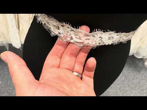Elfenbein/Silber Perlen-Pailletten-Borte - T514