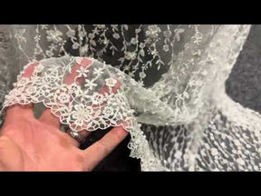 Elfenbeinfarbene Perlenspitze - Laranjal 