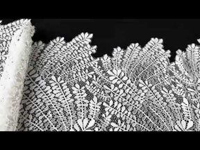 Elfenbeinfarbene Spitze mit Blattmuster - LA1007