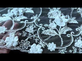 Elfenbeinfarbene Blumenspitze – Galliarde