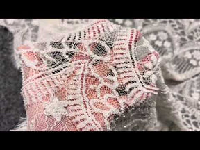 Elfenbeinfarbene Perlenspitze – Gaia