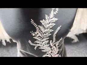 Elfenbeinfarbene Stickspitze - EB5043