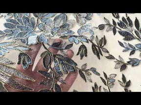 Blauer Spitzenstoff mit goldener Kordel - Kylar