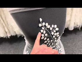 Elfenbeinfarbene bestickte Spitze – EB5007