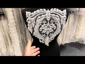 Elfenbeinfarbene Perlenspitzenapplikation - Zarf