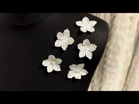 Elfenbeinfarbene Eco-Satinblumen - MM0039 (Beutel mit 144 Stück)