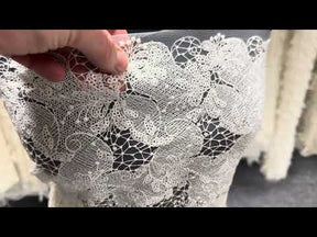 Elfenbeinfarbene Paillettenstickerei-Spitze - EB3038