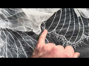 Elfenbeinfarbene 3D-Spitze – Fallon