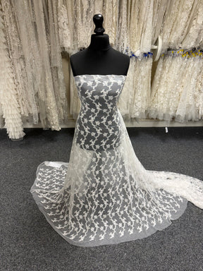 Elfenbeinfarbene französische Stickspitze - Remington