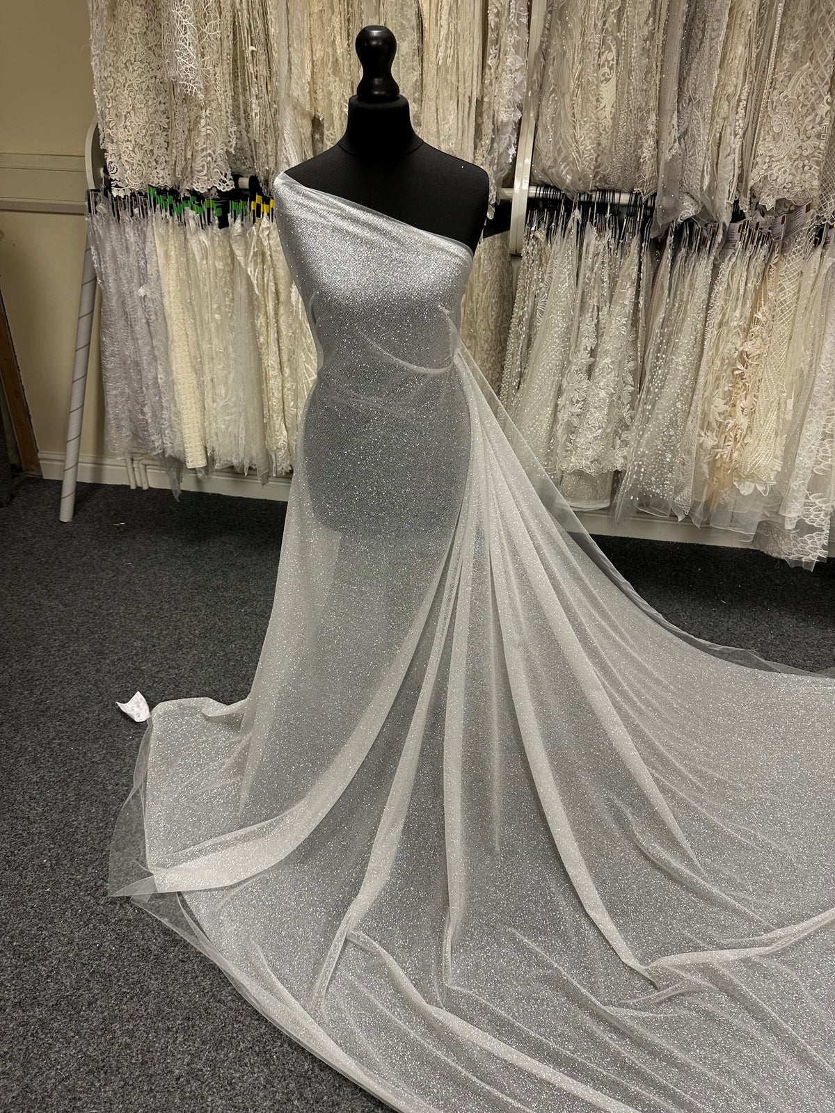 Porzellan-Glitzer-Tüll – Salvage