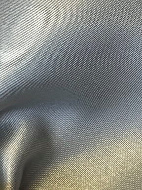 Silberner Polyestersatin - Familien