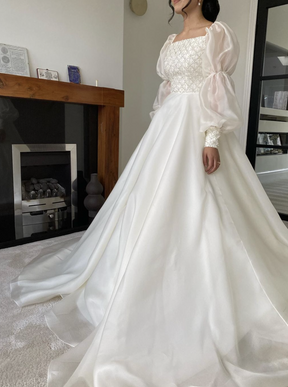 Elfenbeinfarbener Seidenchiffon – Superba