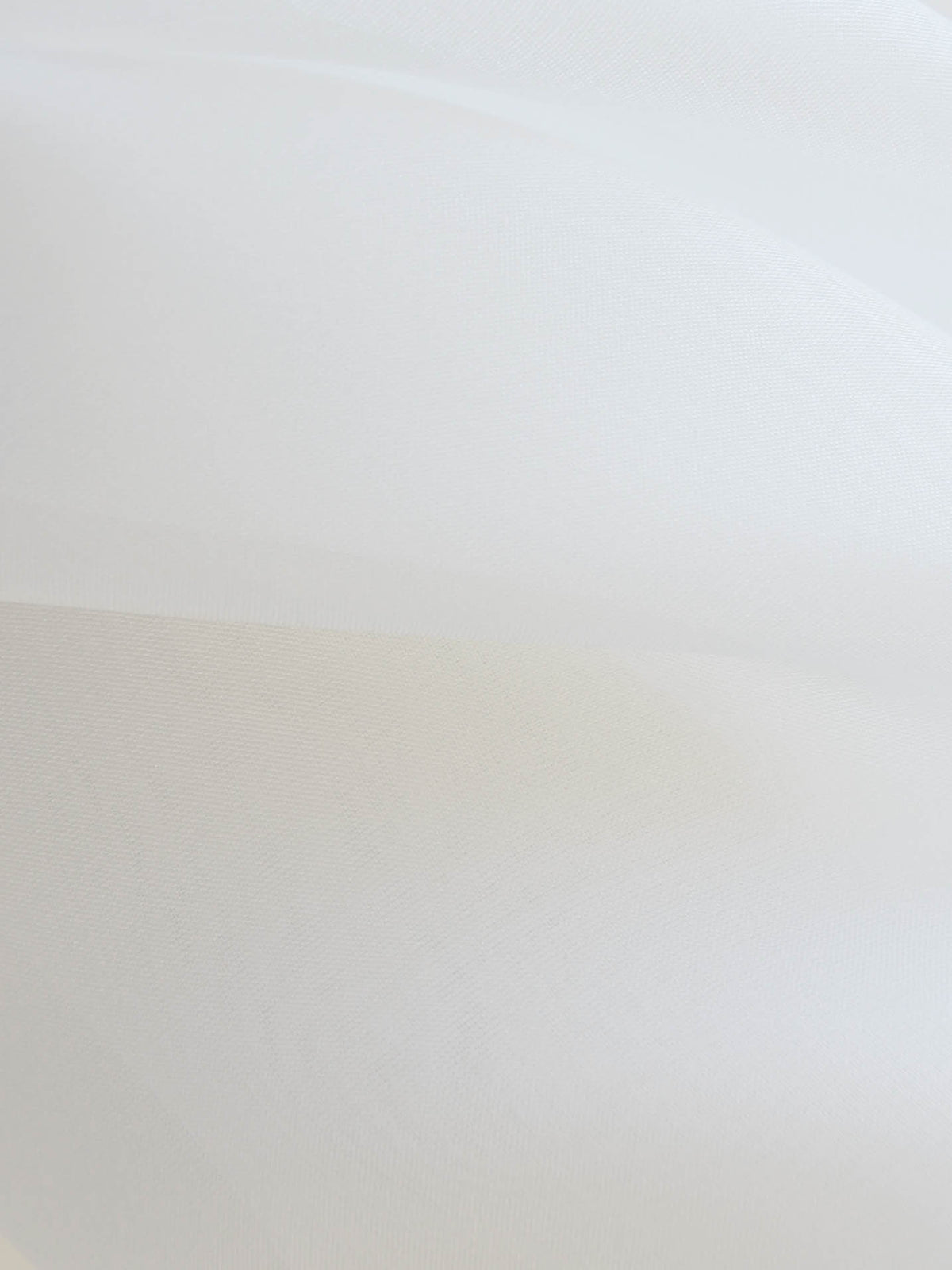 Weißer Seidenchiffon – Superba